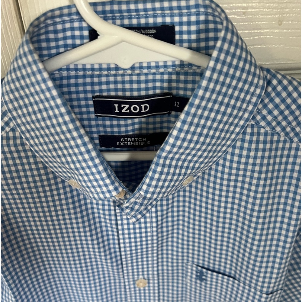 Izod button down shirt